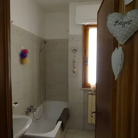 Casa In Collina, Vista Mare. Nibbiaia